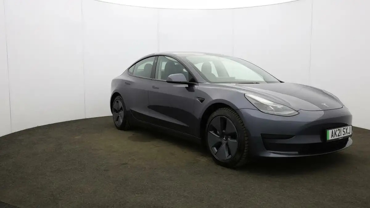 2021-tesla-model-3-e-standard-plus-big-44