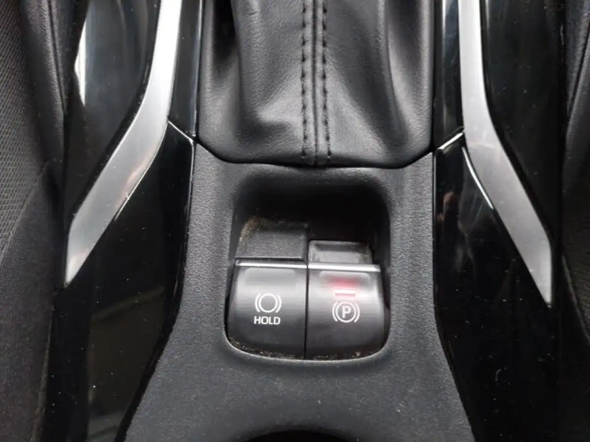 2022-toyota-corolla-20-vvt-i-icon-193bhp-hatchback-big-18
