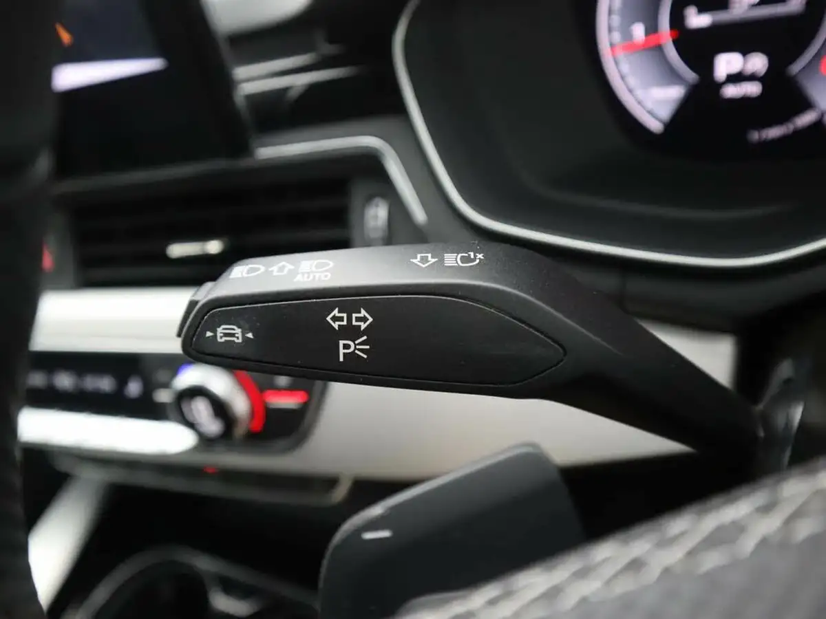 2023-audi-a4-20-35-tfsi-s-line-big-34