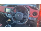 2017-toyota-yaris-15-vvt-i-yellow-bi-tone-limited-edition-hybrid-small-5