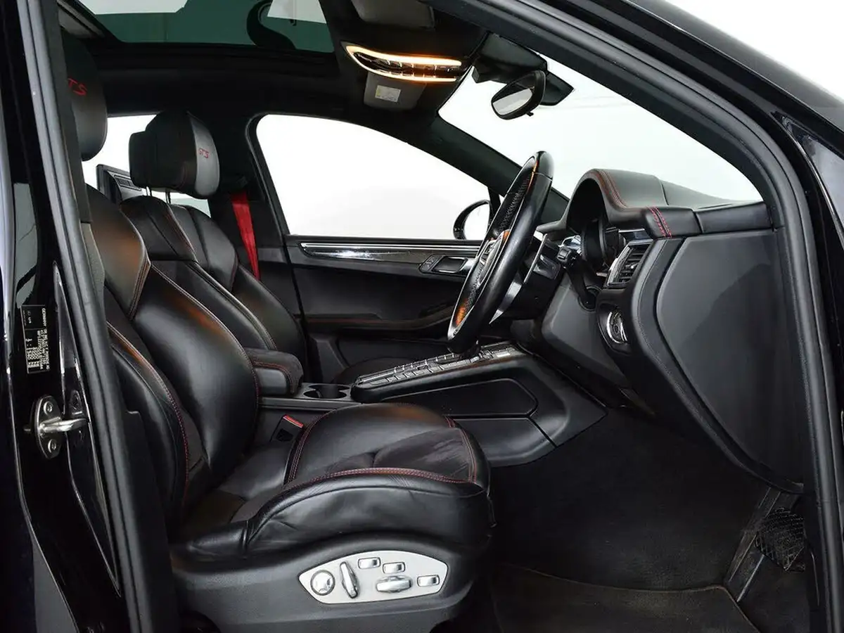 2018-porsche-macan-30-gts-big-8