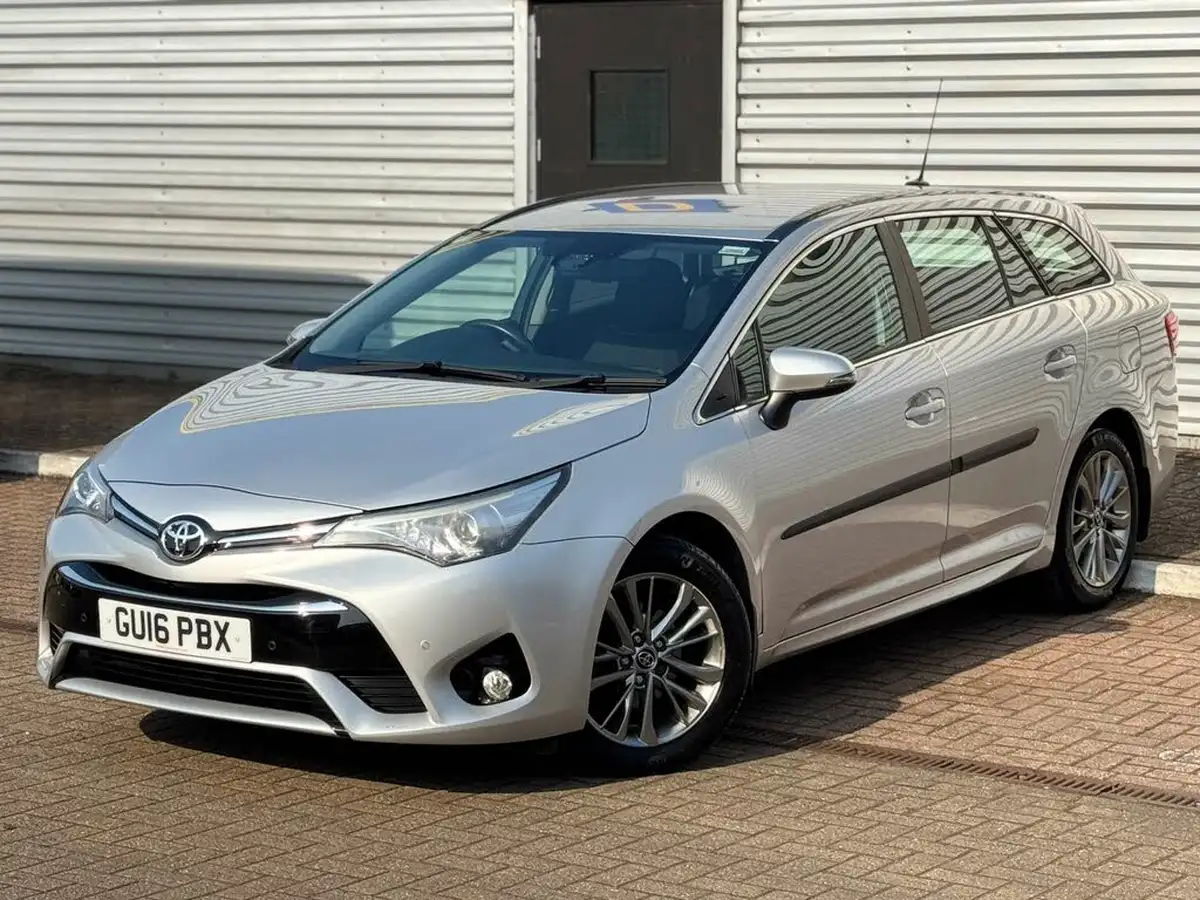 2016-toyota-avensis-18-v-matic-business-edition-touring-sports-5d-cvt-big-0