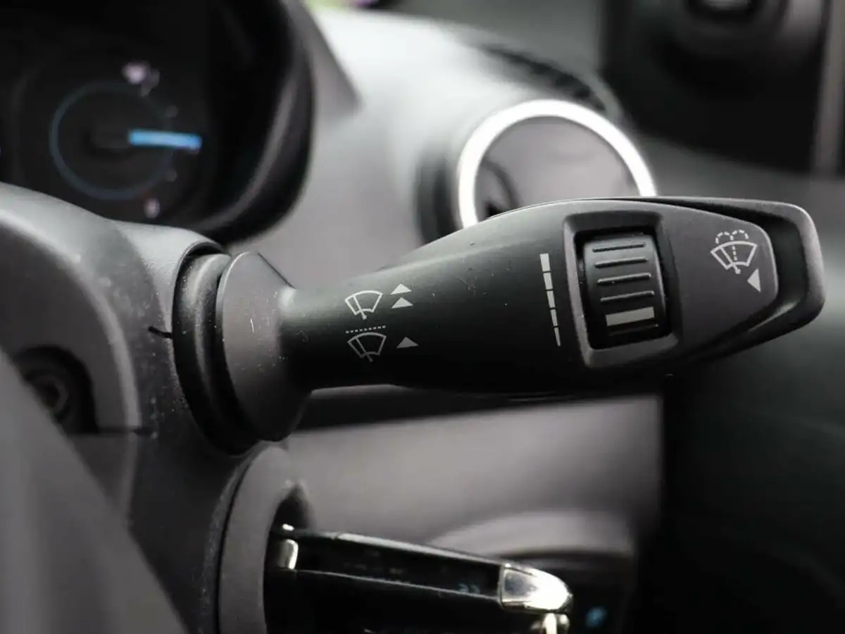 2019-ford-ka-12-ti-vct-active-big-40