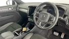 2022-volvo-xc40-15-t4-r-design-small-5