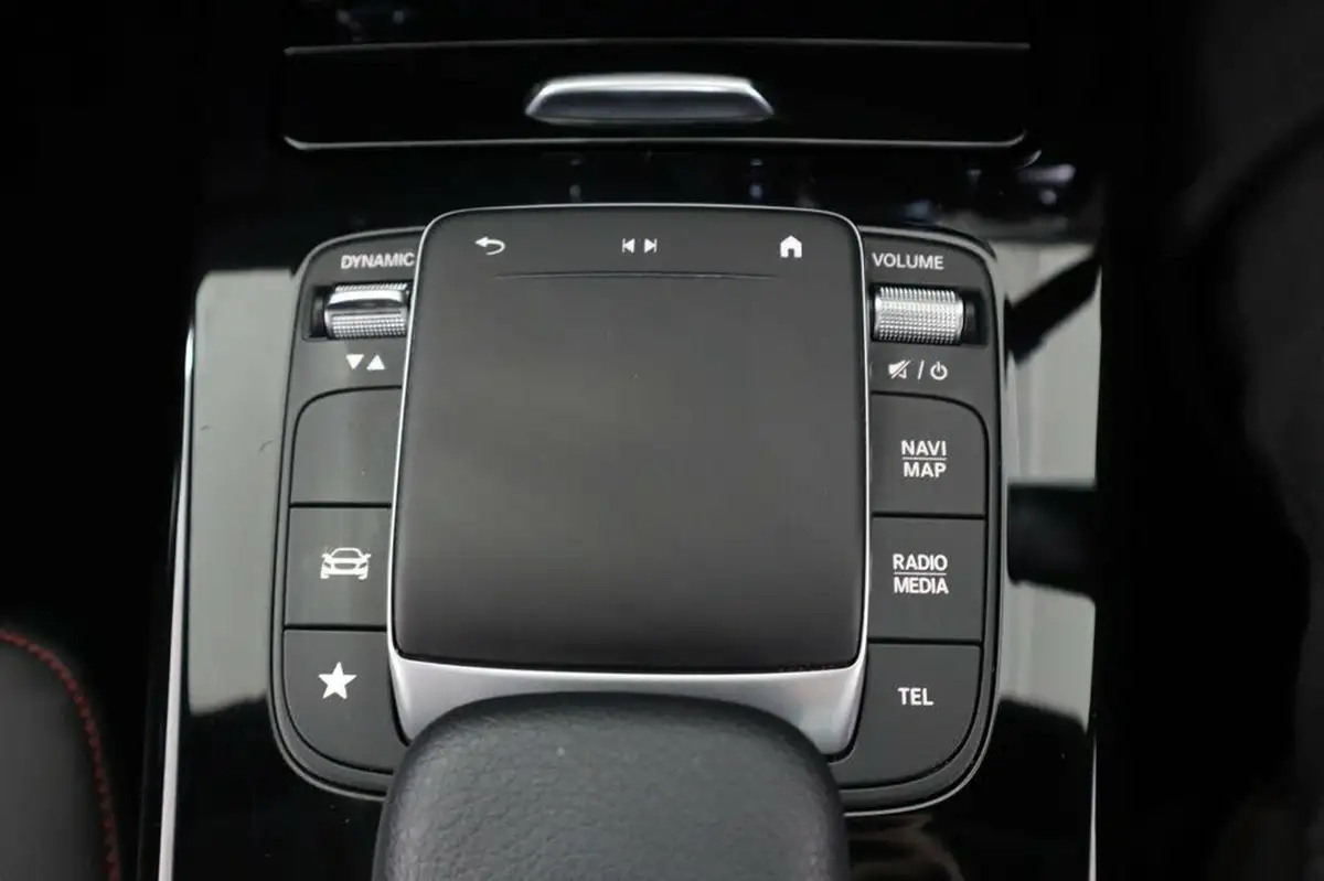 2021-mercedes-benz-a-class-13-a250e-amg-line-hatchback-5d-big-52