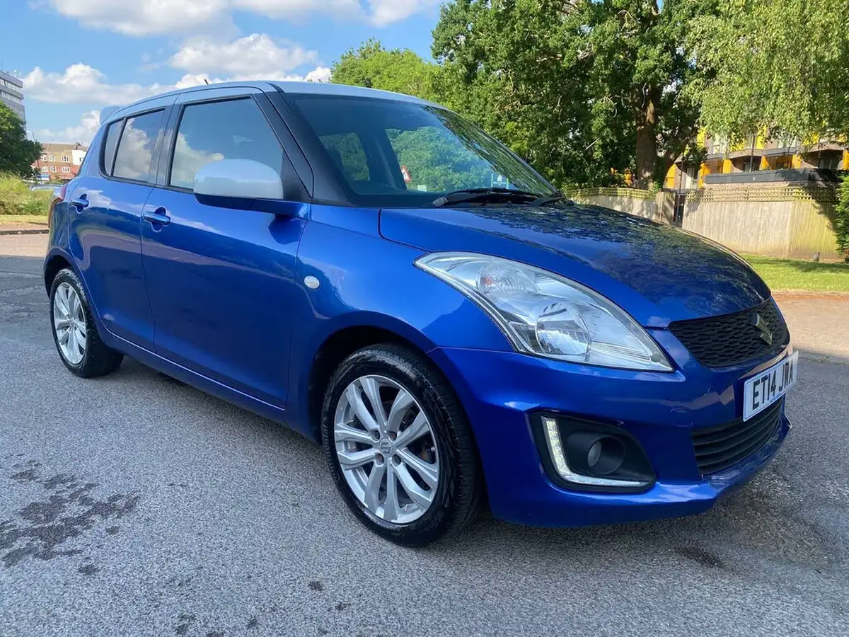 2014-suzuki-swift-12-sz-l-5d-big-22