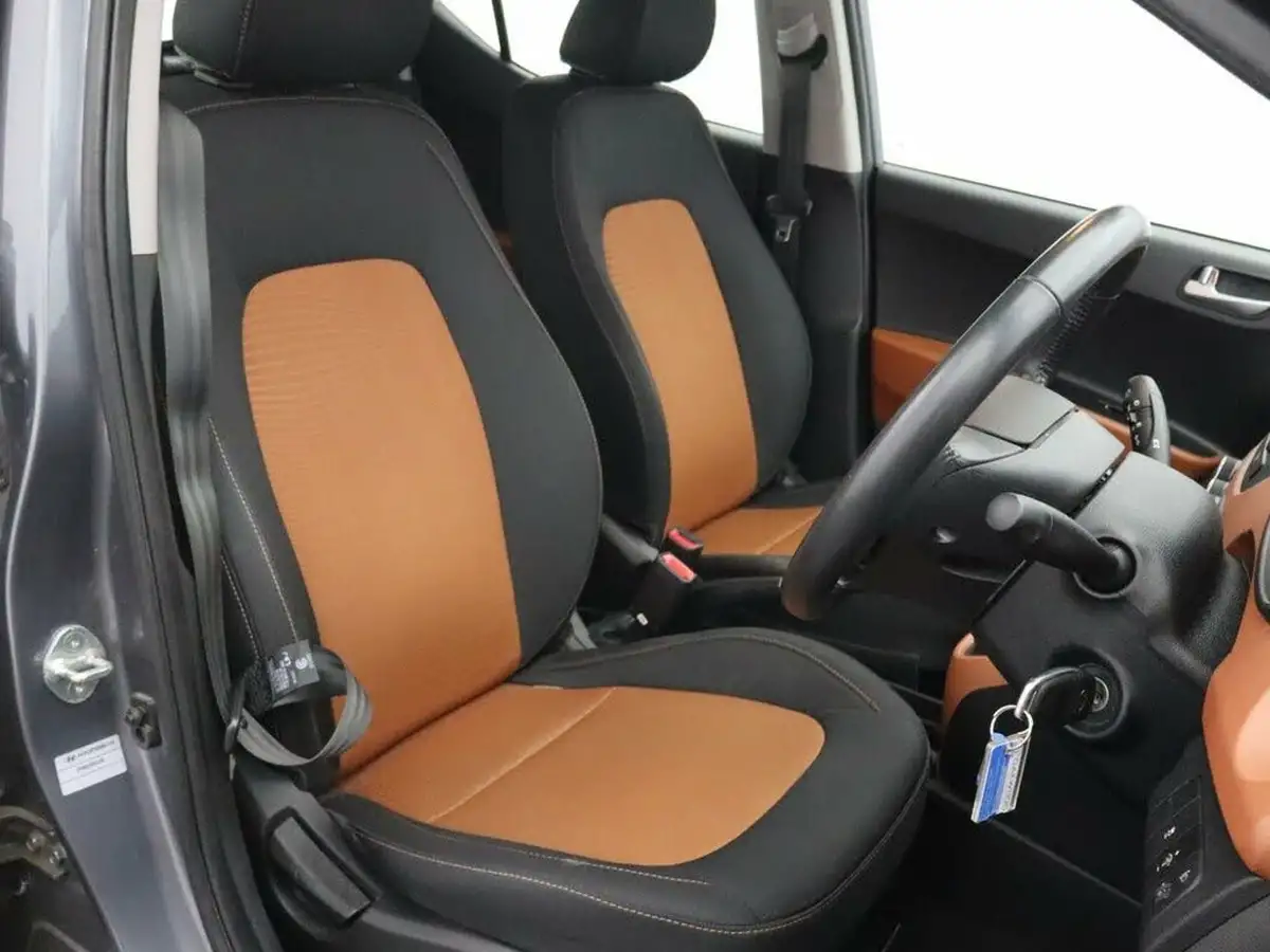 2016-hyundai-i10-12-premium-auto-big-13