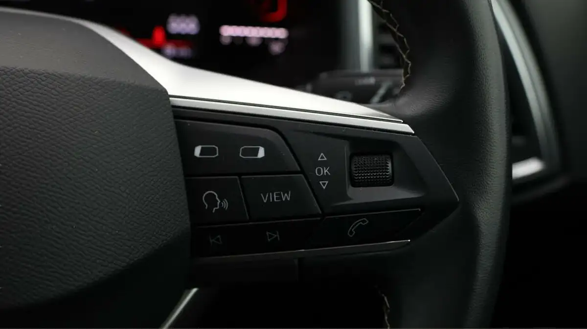 2022-seat-ateca-15-ecotsi-se-technology-big-22