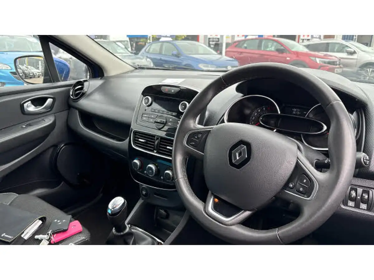 2018-renault-clio-09-tce-play-90ps-big-10