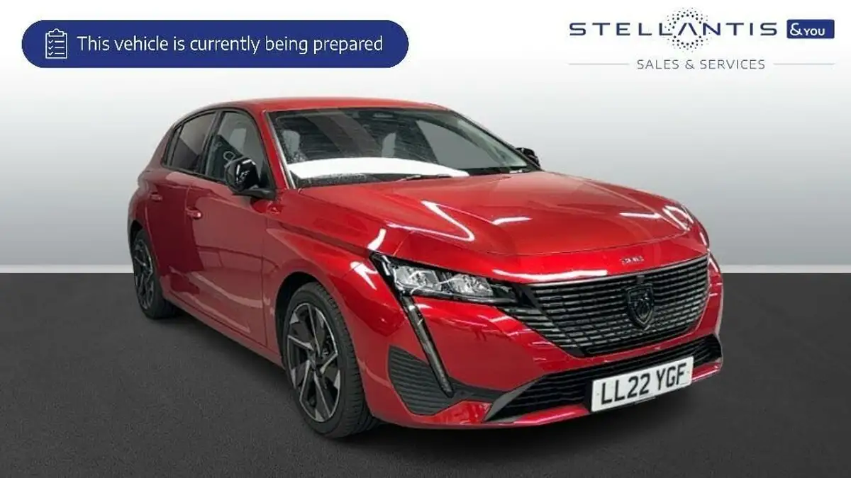 2022-peugeot-308-12-puretech-allure-premium-eat8-big-0