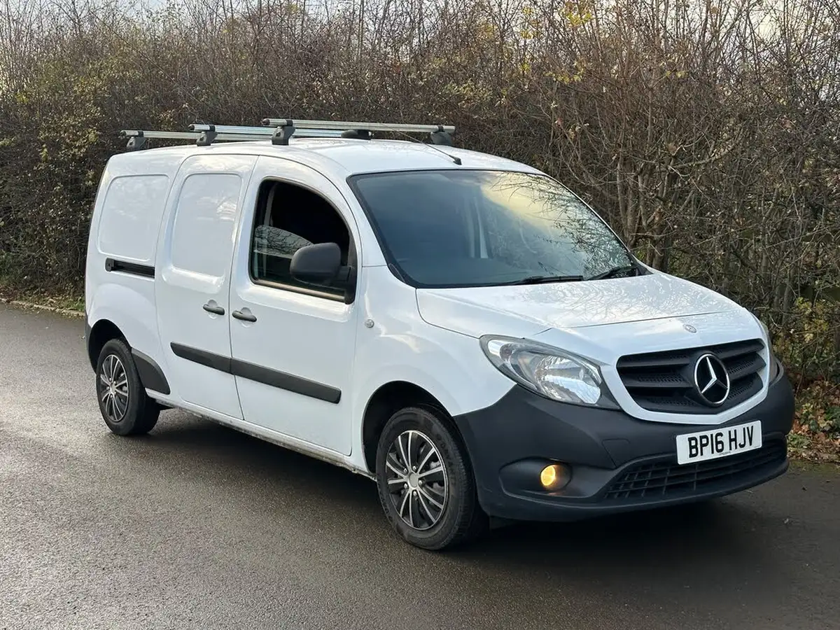 2016-mercedes-benz-citan-15-cdi-109-15cdi-compact-panel-van-big-0