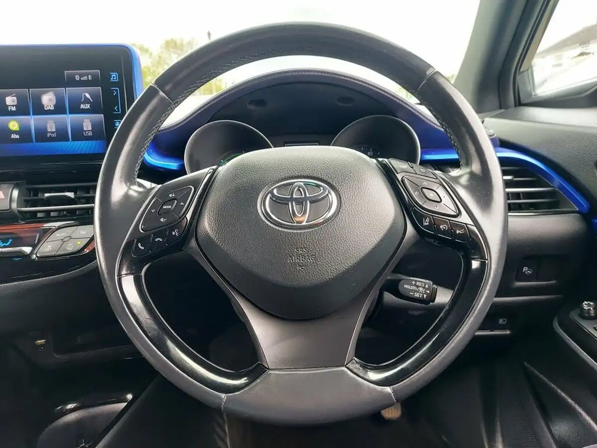 2018-toyota-c-hr-18-vvt-i-dynamic-big-33