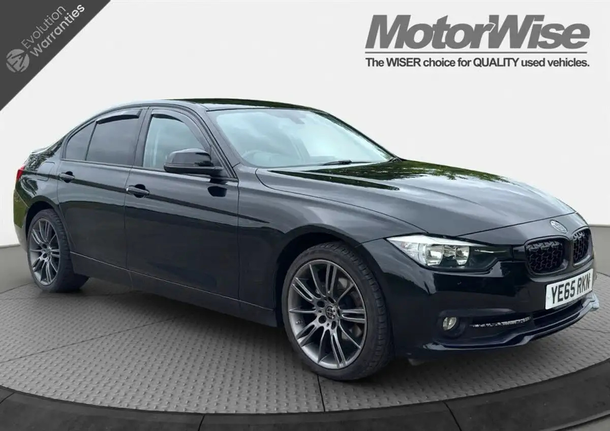 2015-bmw-3-series-15-318i-sport-saloon-4d-big-0