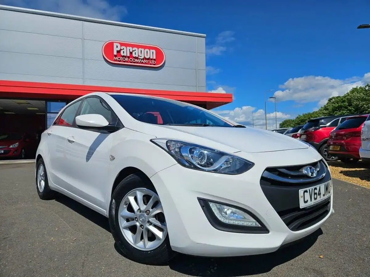 2014-hyundai-i30-16crdi-active-110ps-hatchback-5d-auto-big-0