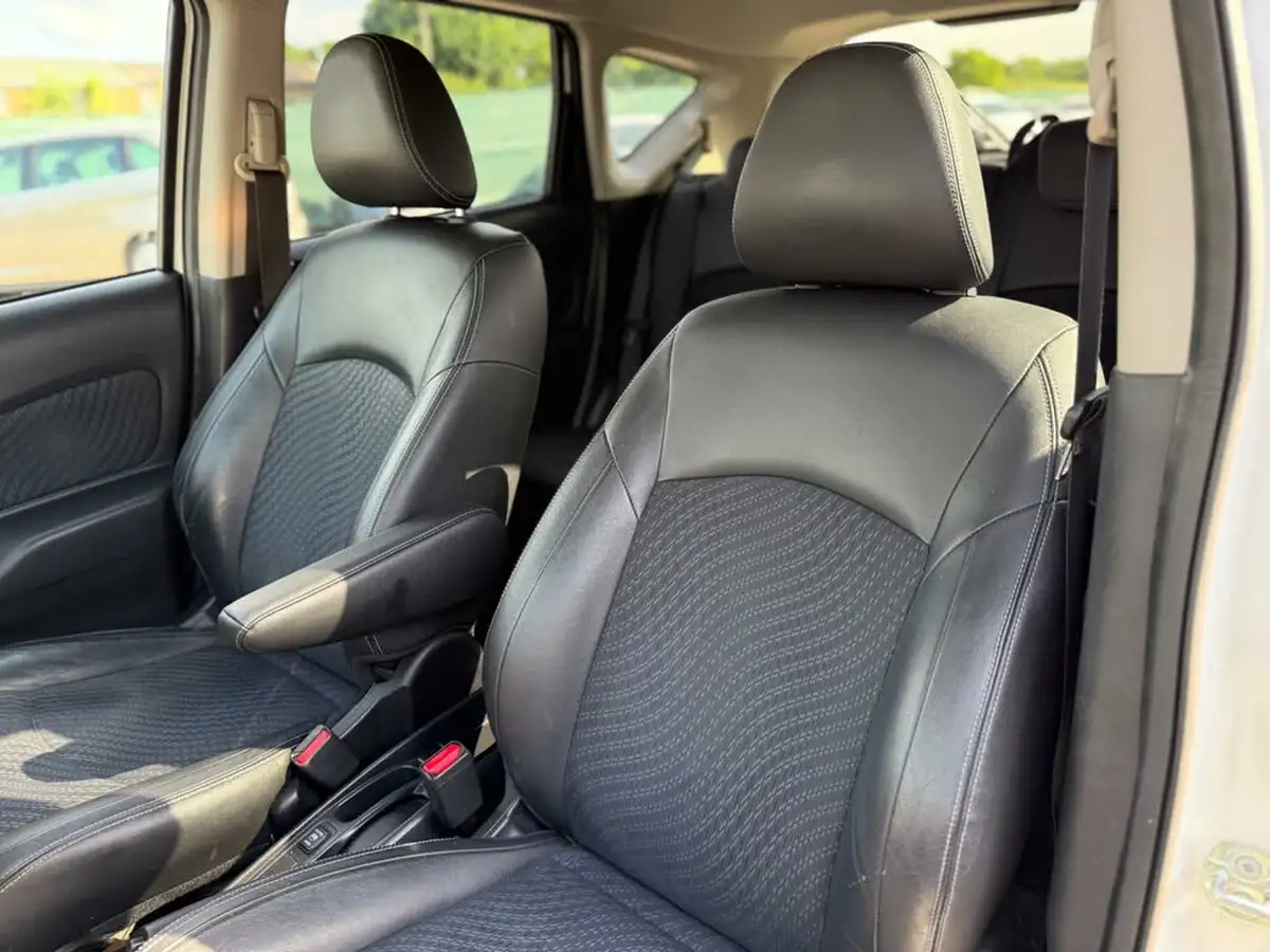 2014-nissan-note-12-tekna-cvt-big-20