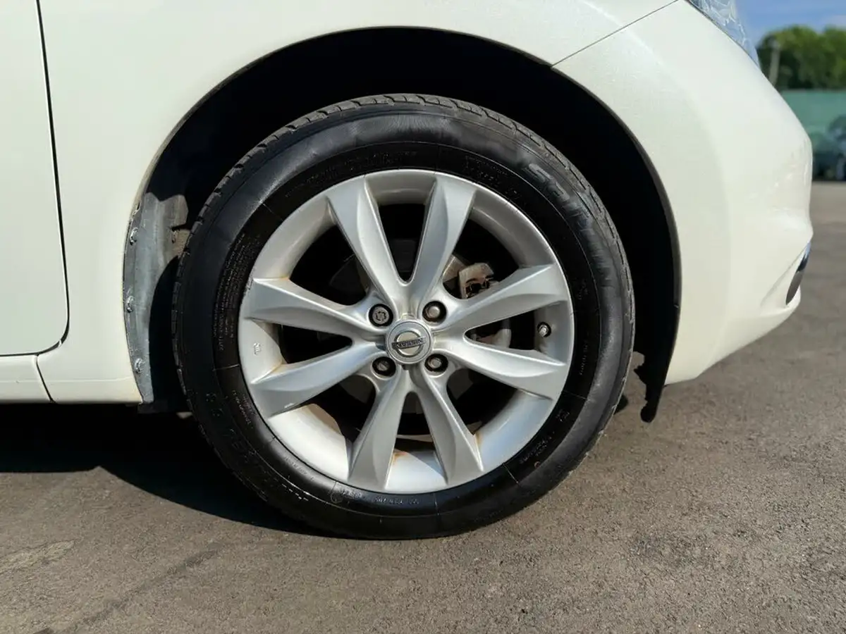 2014-nissan-note-12-tekna-cvt-big-48