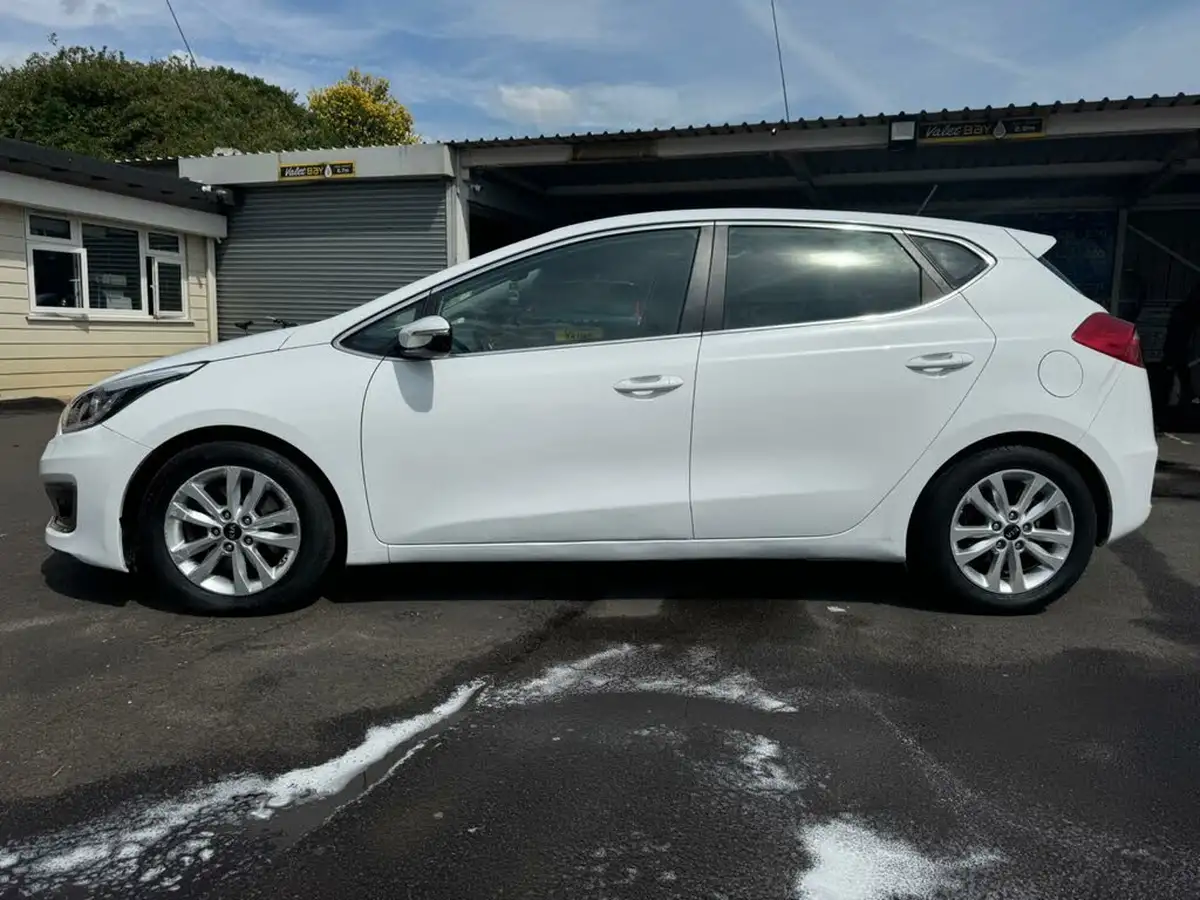 2016-kia-ceed-16crdi-2-hatchback-big-58