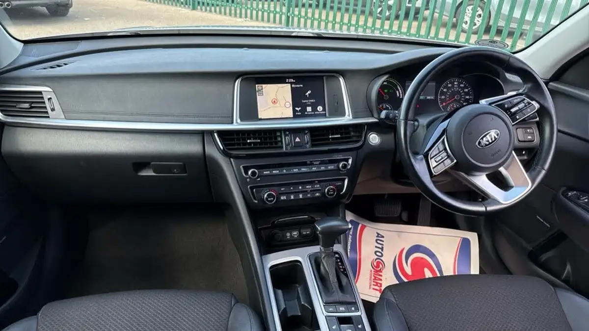 2020-kia-optima-20-gdi-phev-big-5