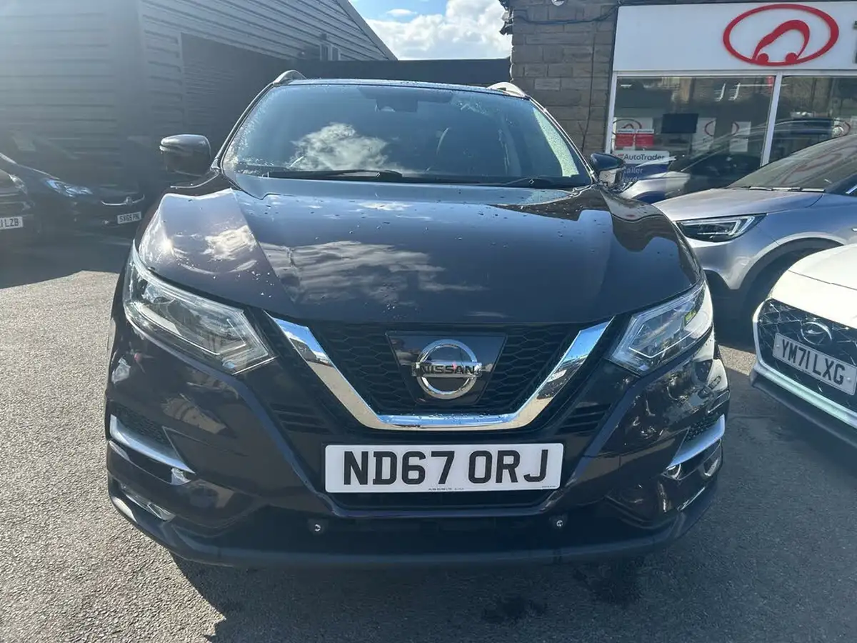 2017-nissan-qashqai-15dci-tekna-big-2