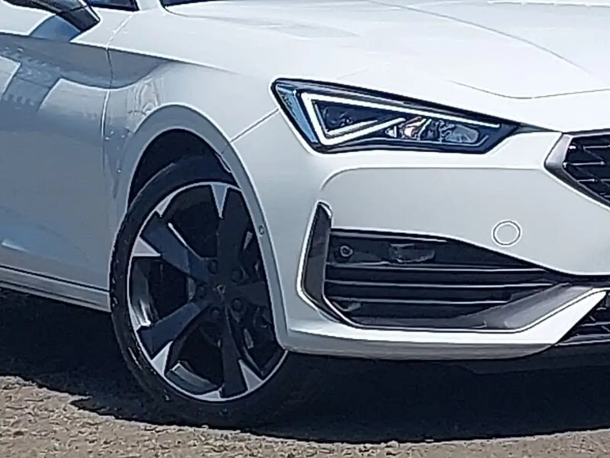 2024-cupra-leon-nf-15-etsi-v1-hatchback-big-8