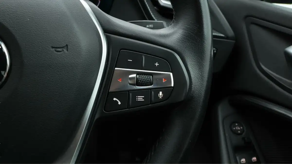 2021-bmw-2-series-15-218i-sport-gran-coupe-4d-big-24