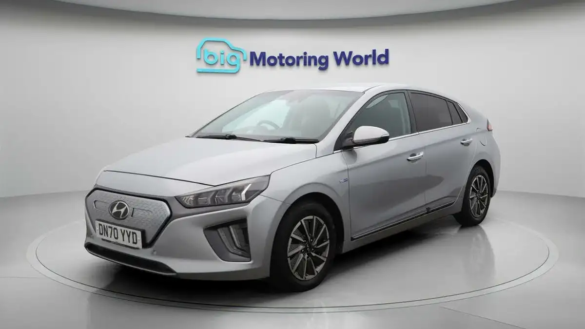 2020-hyundai-ioniq-e-premium-se-electric-100kw-big-3