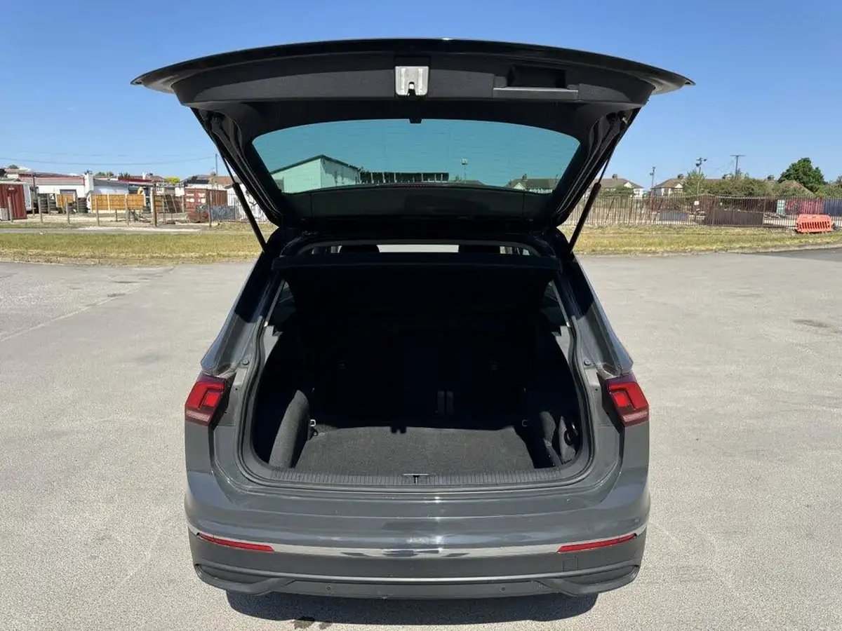 2022-volkswagen-tiguan-15-tsi-life-150ps-dsg-big-19