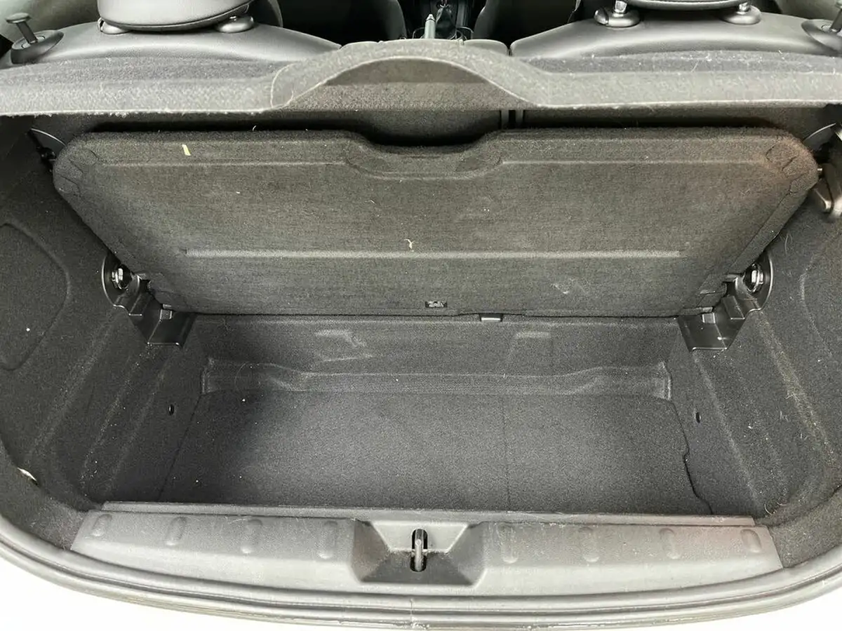 2018-mini-cooper-15-1499-gt-media-xlss-big-11
