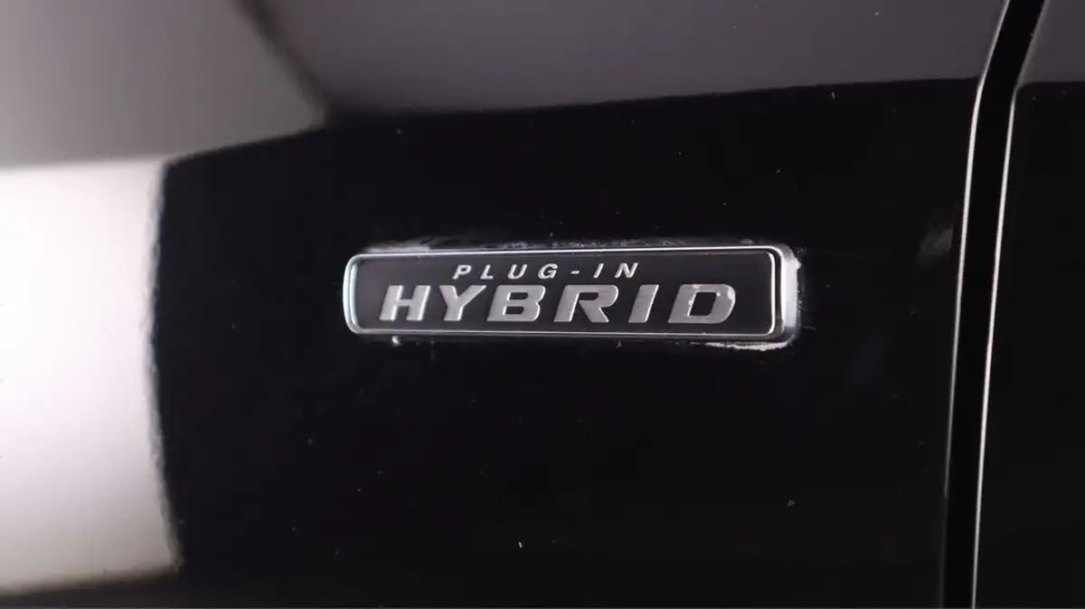 2022-ford-kuga-25t-st-line-x-edition-225ps-phev-big-21