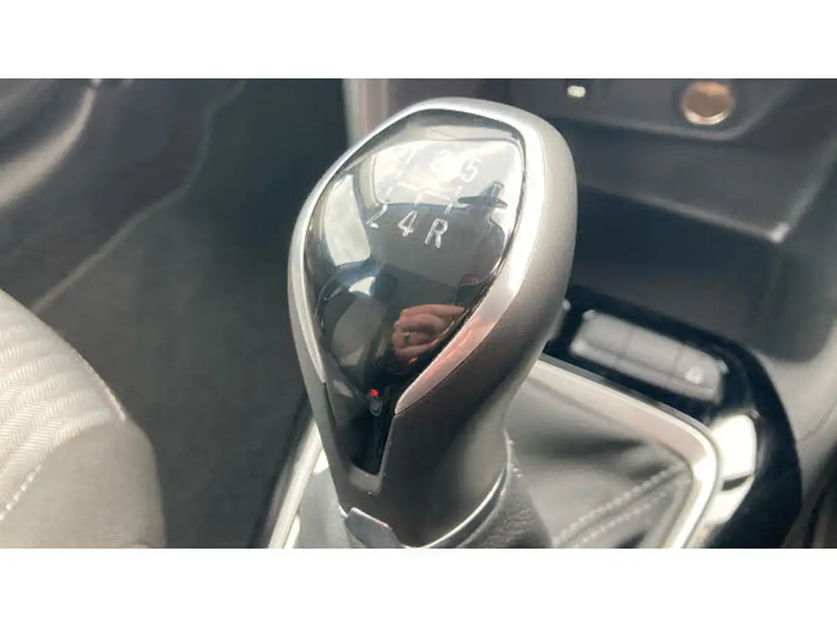 2021-vauxhall-corsa-12i-se-big-29