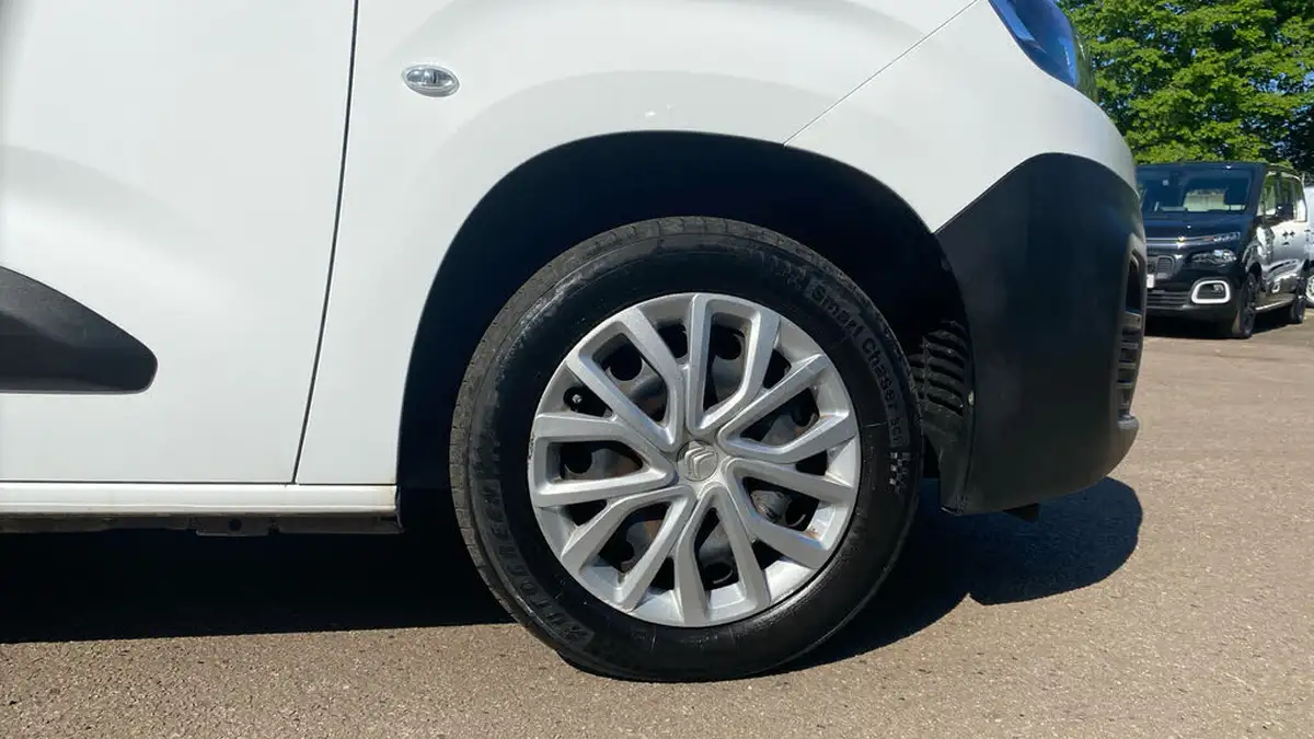 2022-citroen-berlingo-15bluehdi-1000-enterprise-pro-100pseu6d-big-16