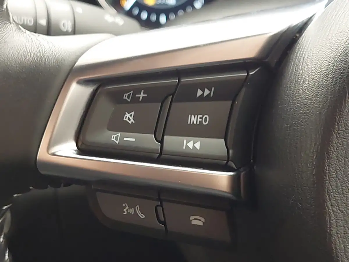 2024-mg-zs-suv-15-vti-tech-excite-big-17