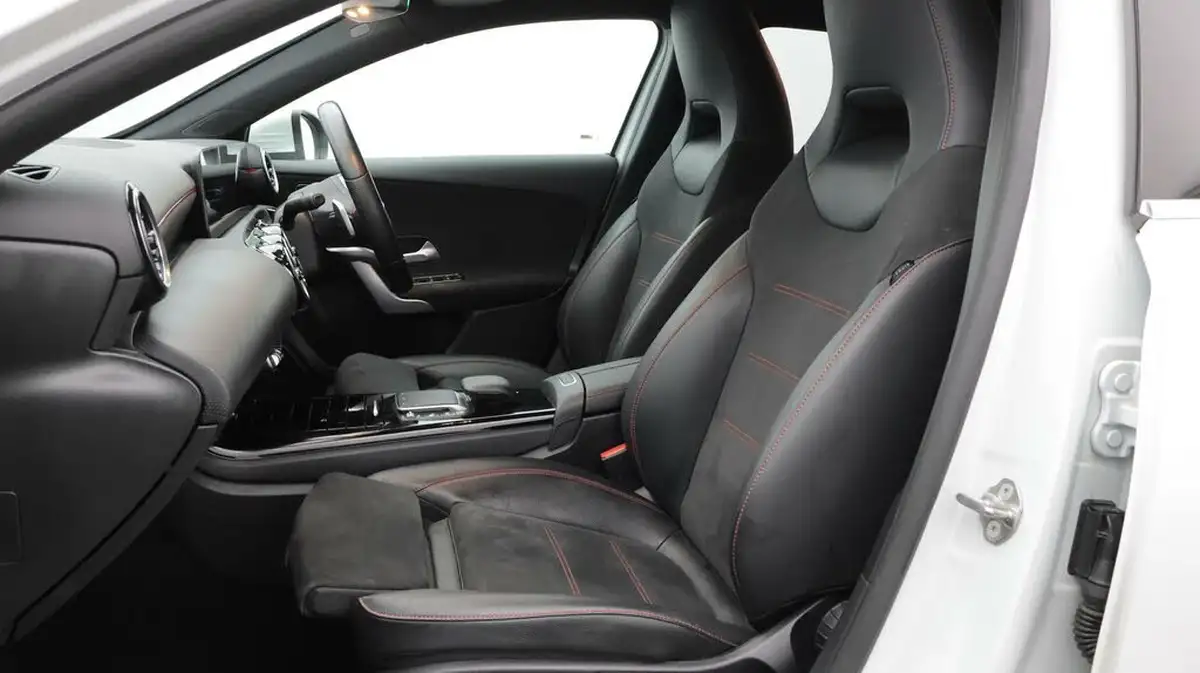 2021-mercedes-benz-a-class-13-a200-amg-line-executive-hatchback-5d-7g-dct-big-14
