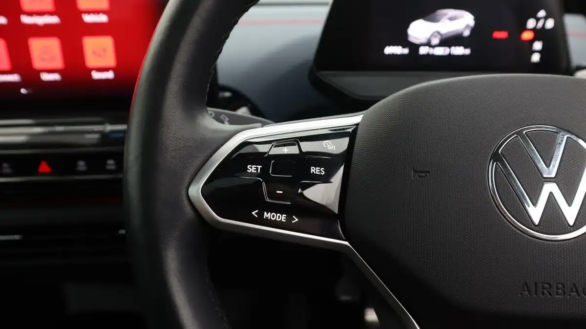 2022-volkswagen-id4-e-gtx-max-awd-big-26