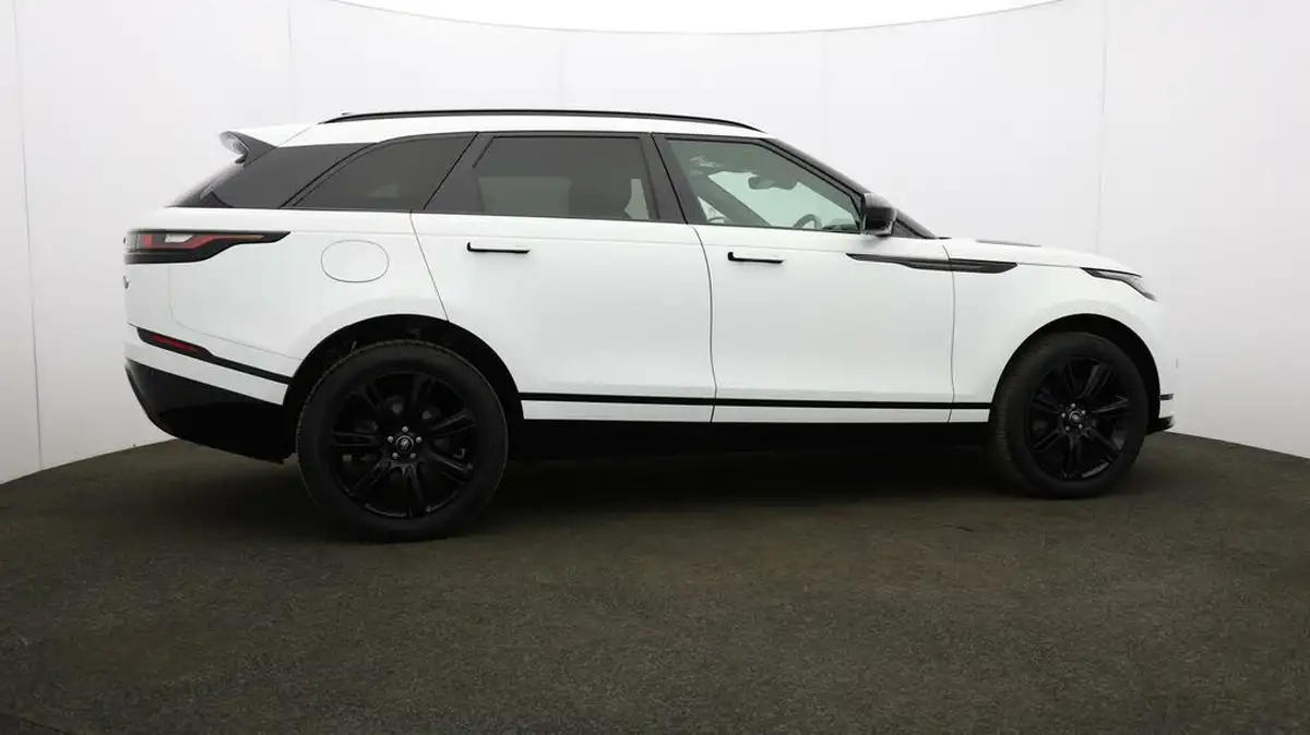 2022-land-rover-range-rover-velar-20-d200-r-dynamic-se-big-54