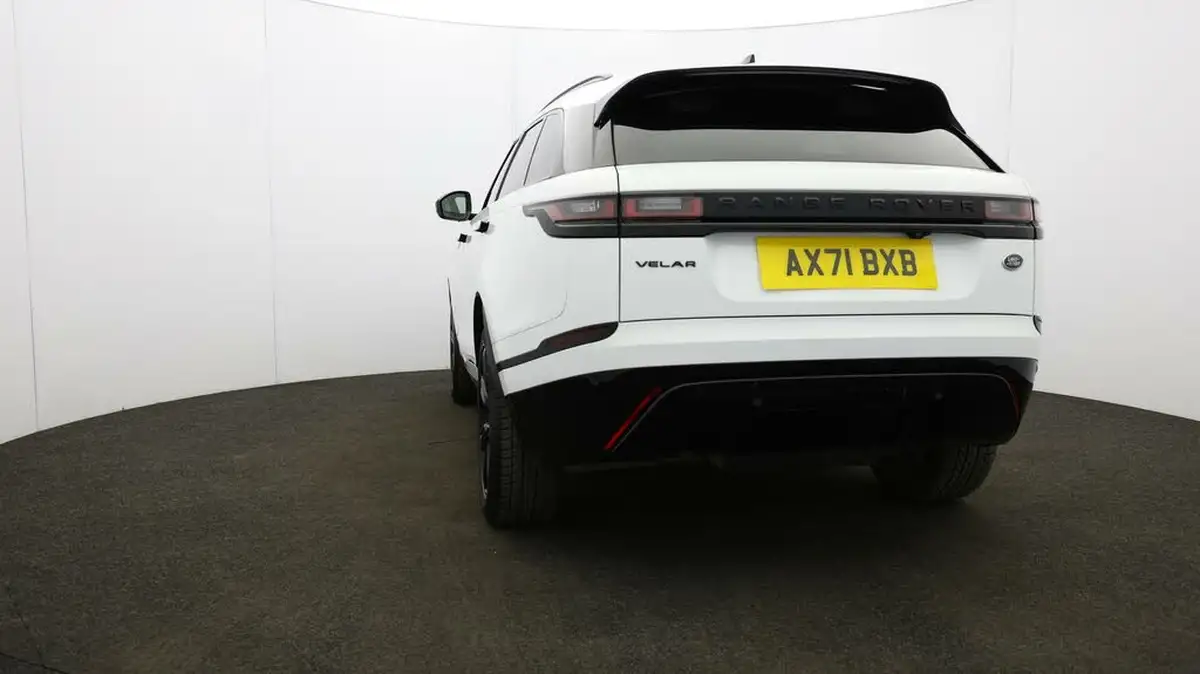 2022-land-rover-range-rover-velar-20-d200-r-dynamic-se-big-30