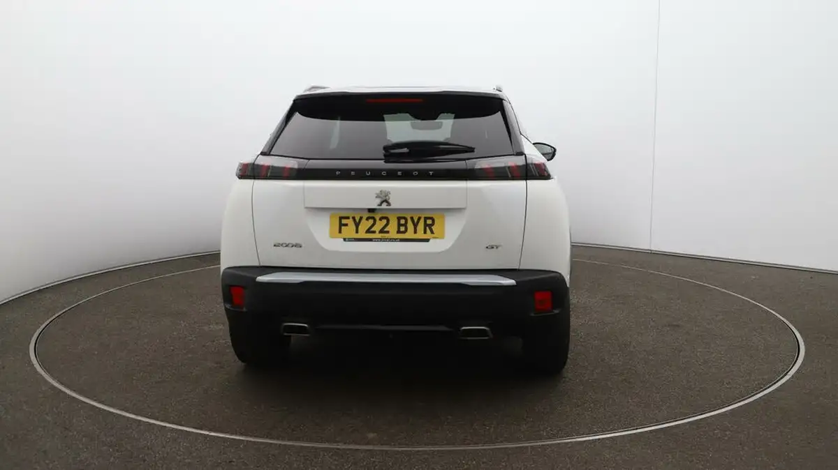 2022-peugeot-2008-suv-12-puretech-gt-big-54