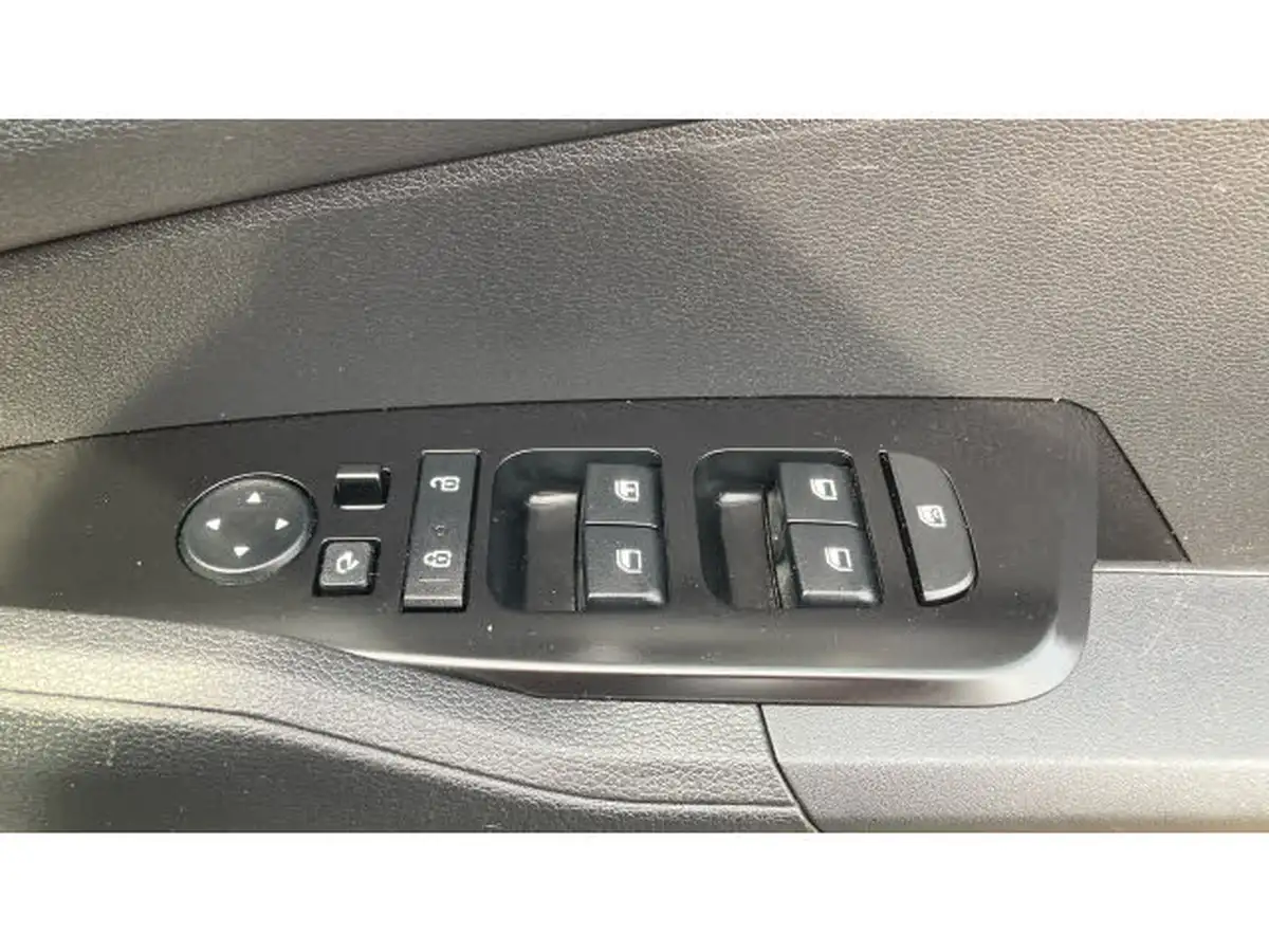 2023-kia-sportage-16-t-gdi-2-148bhp-big-21