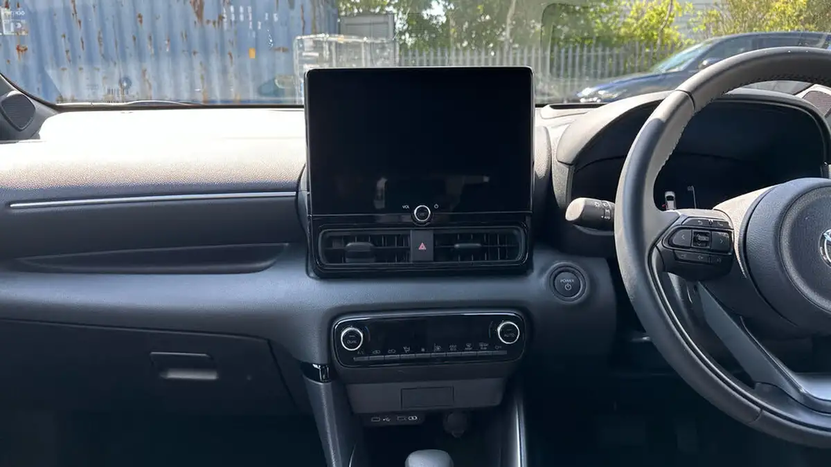 2024-mazda-mazda2-15-homura-plus-big-11