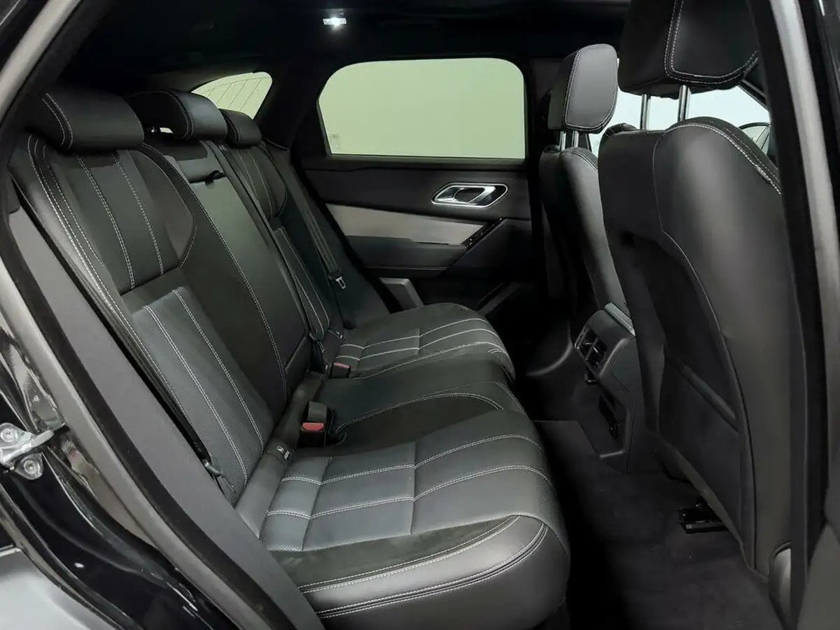 2023-land-rover-range-rover-velar-30-d300-r-dynamic-se-big-32
