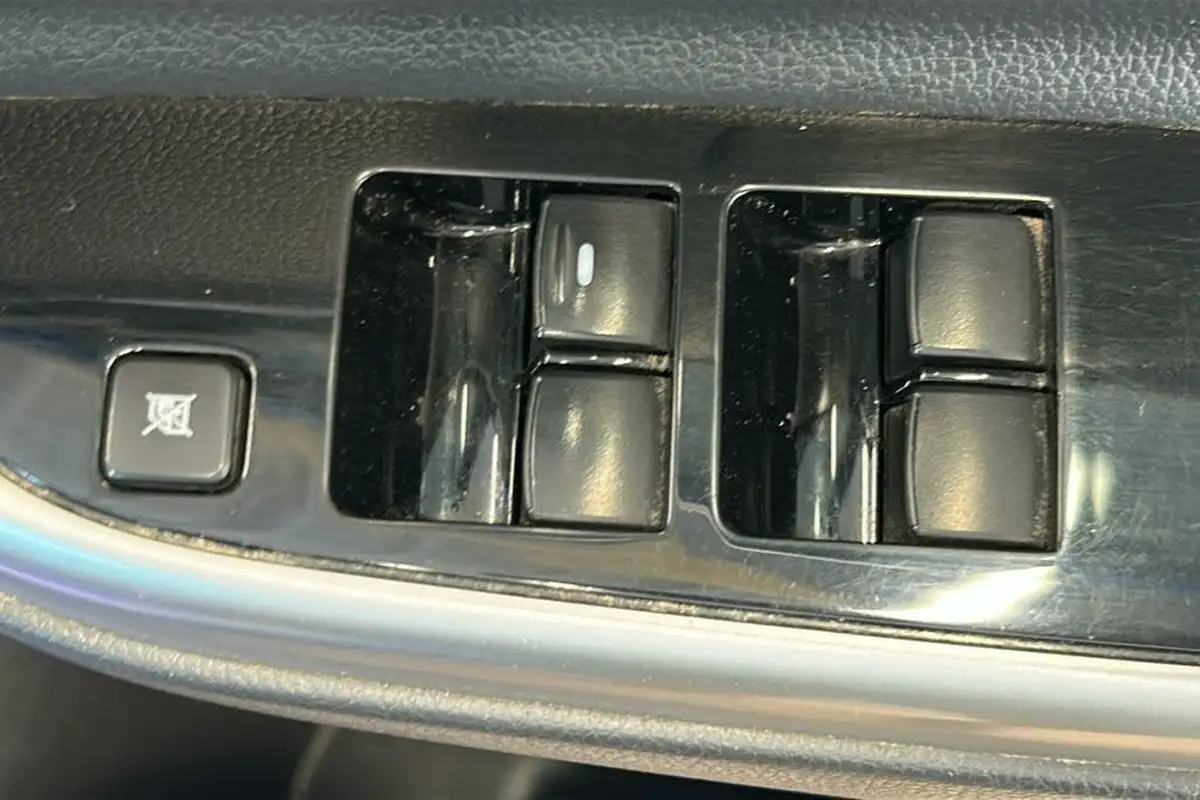 2021-mitsubishi-l200-22di-d-barbarian-x-big-18