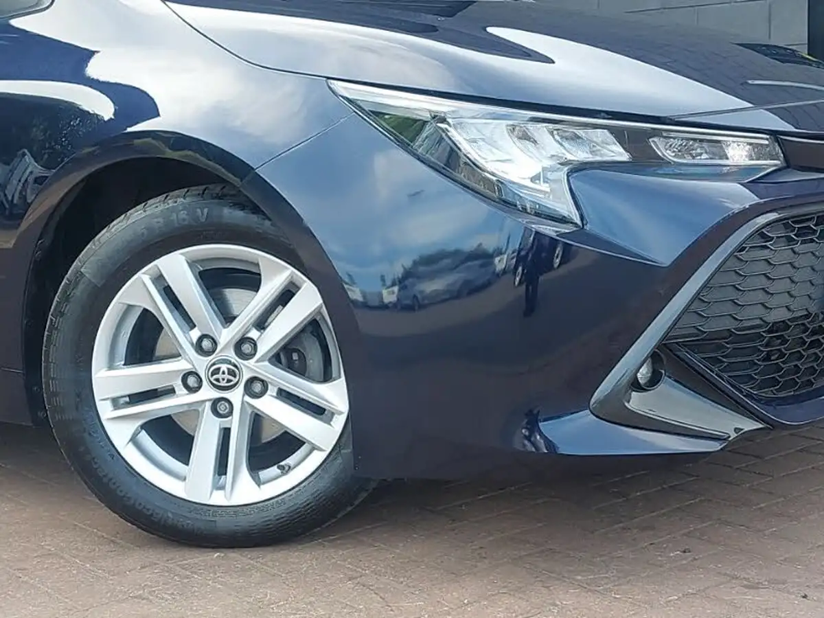 2022-toyota-corolla-18-vvt-i-icon-120bhp-trk-hatchback-5d-big-8