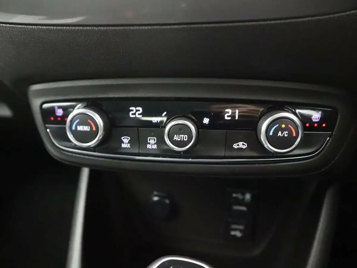 2022-vauxhall-crossland-12-ultimate-130ps-auto-big-29