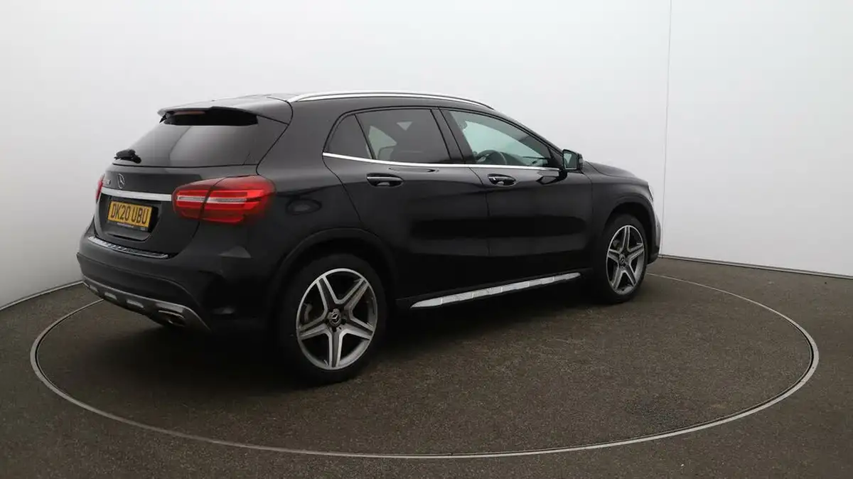 2020-mercedes-benz-gla-class-16-gla-200-amg-line-edition-plus-7g-dct-big-48