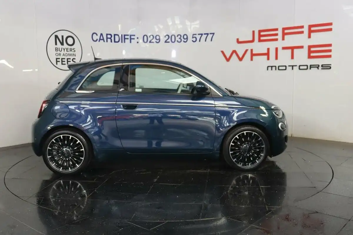 2021-fiat-500-e-la-prima-big-5