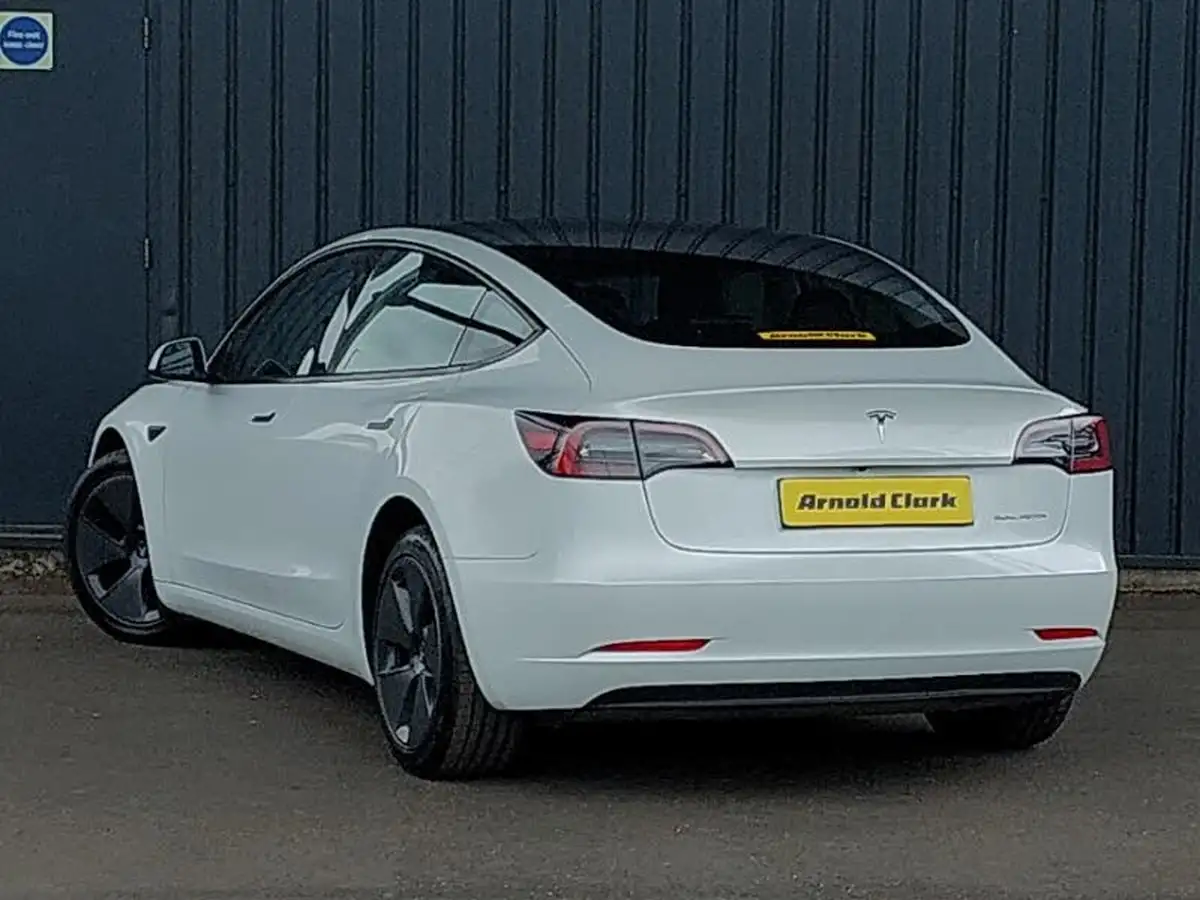 2021-tesla-model-3-e-long-range-awd-big-1