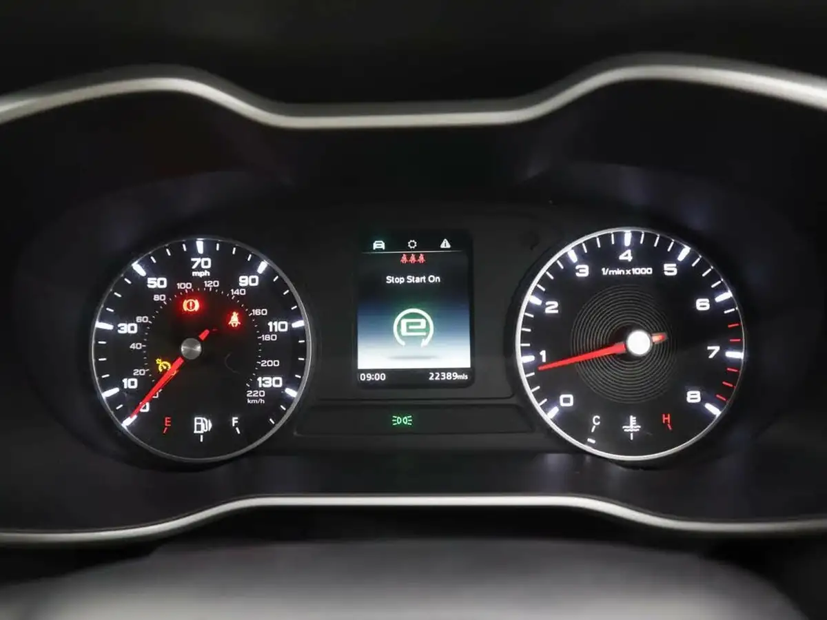 2022-mg-zs-suv-15-vti-tech-excite-big-16