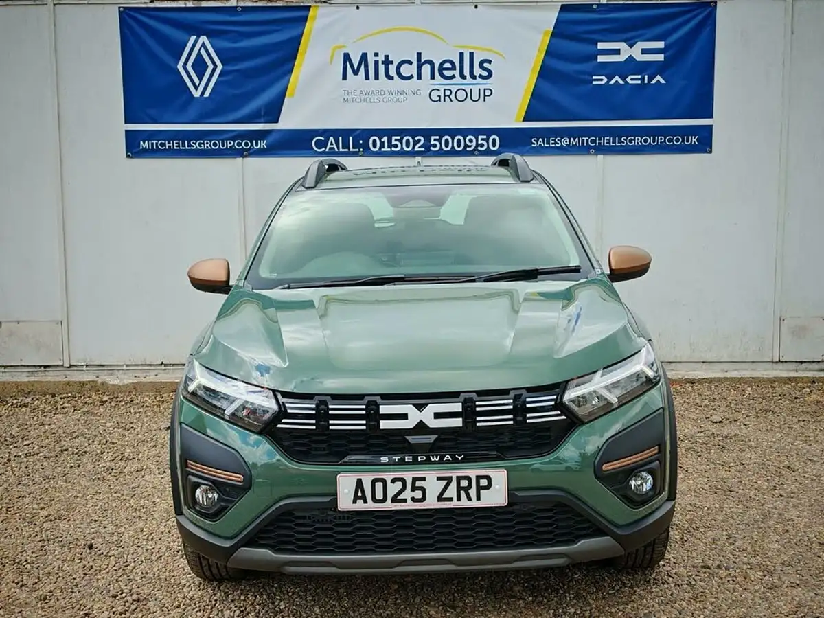 2025-dacia-sandero-stepway-10-tce-extreme-90bhp-cvt-big-3