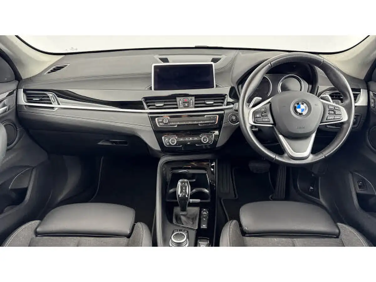 2021-bmw-x1-20-xdrive20i-sport-big-3