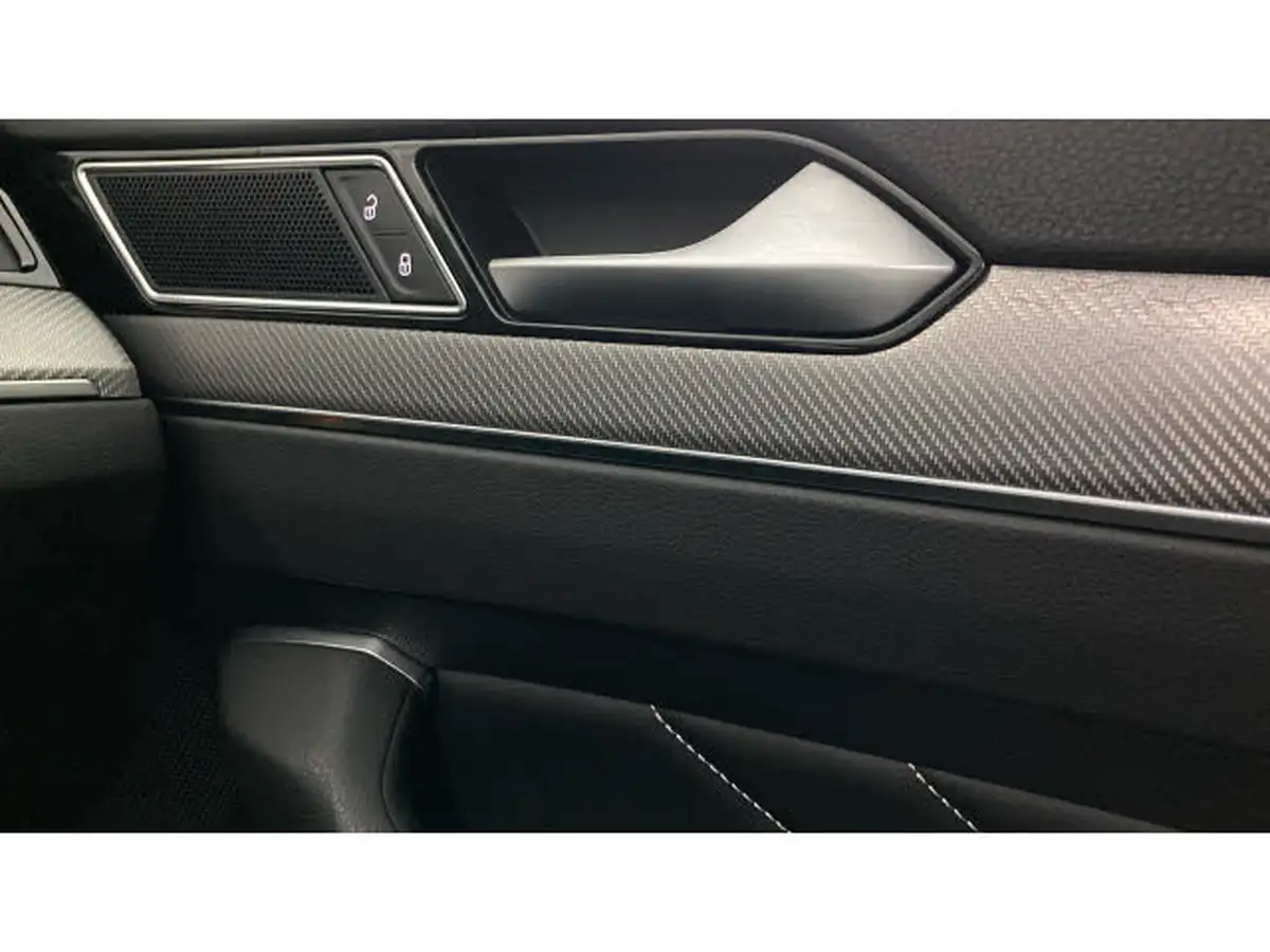 2022-volkswagen-passat-15-tsi-r-line-saloon-4d-big-31